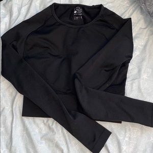 ACTA wear long sleeve crop top